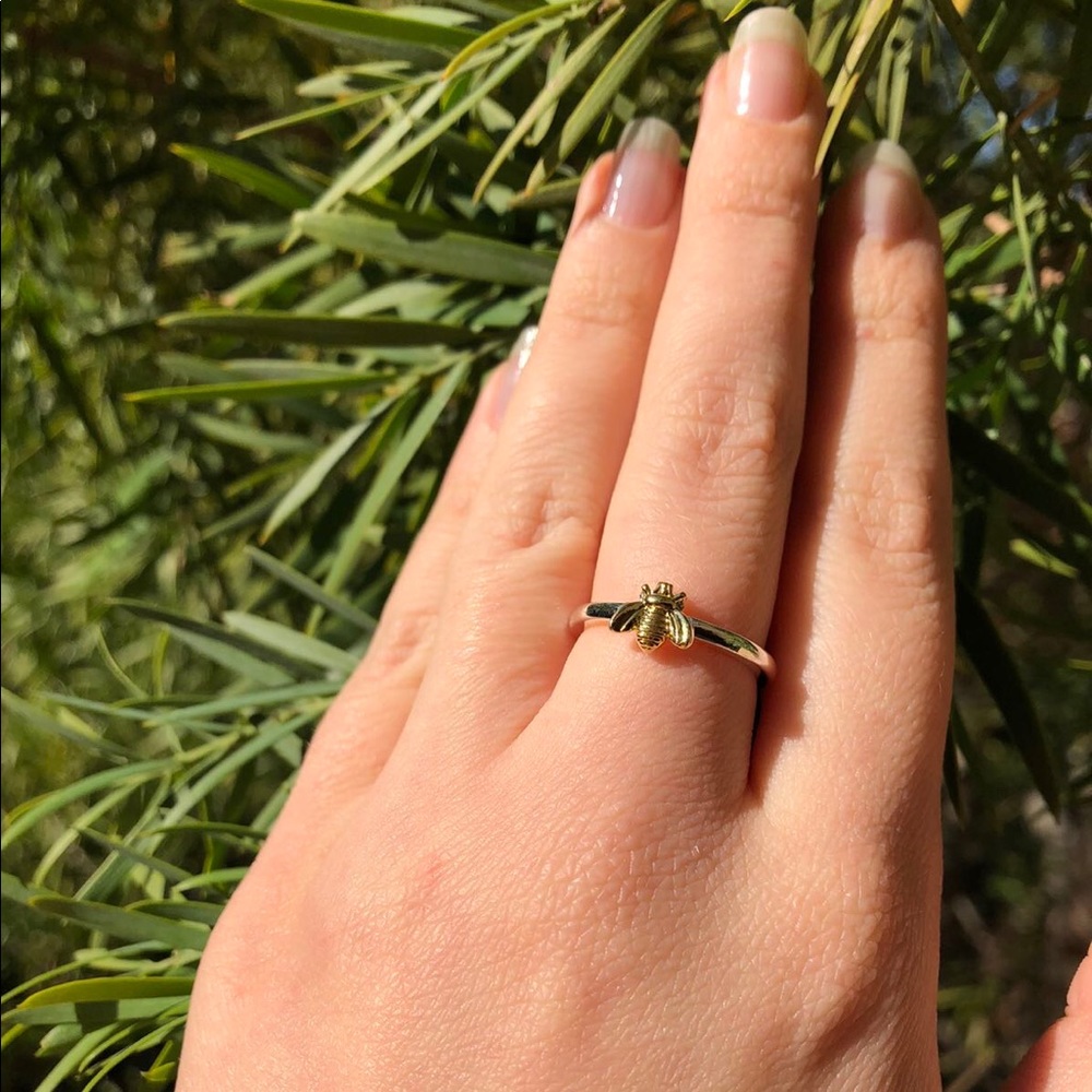 🐝 Two Tone Silver Yellow Gold Bee Ring 🐝 - Picture 4 of 7